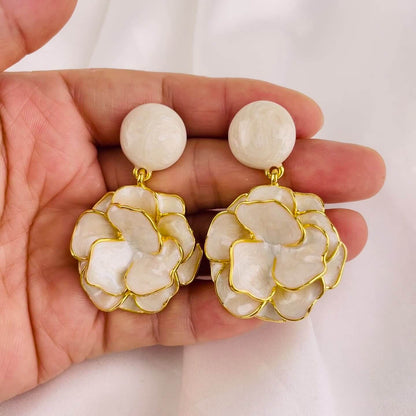 Enamel Colored camellia earrings 24K gold-plated