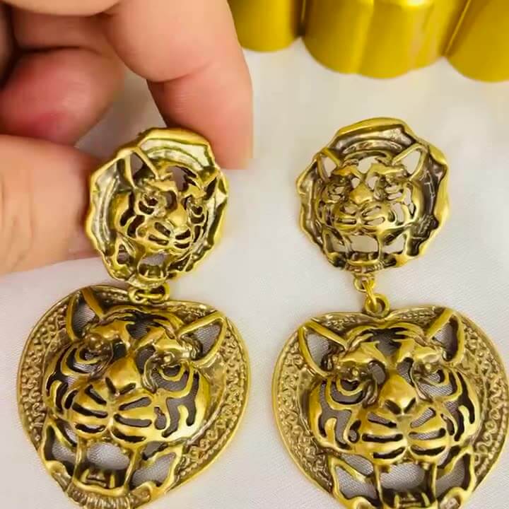 Tiger Head Totem Earrings Hollow Relief Stud Earring